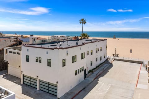 1628 West Oceanfront Oasis - 4,6,7 Apartment in Balboa Peninsula