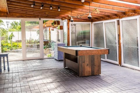 Patio, Day, Billiard