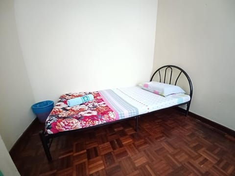 Homestay Bajet KK UA1 First Floor 2 Rooms 1 Aircond Apartment in Kota Kinabalu