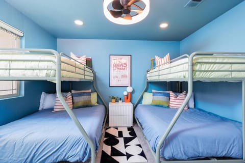 Bed, Photo of the whole room, Bedroom, bunk bed