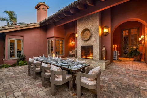 Exclusive Spanish Mediterranean Mansion Casa in Rancho Santa Fe