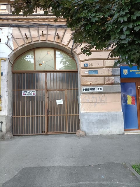 Facade/entrance, Day