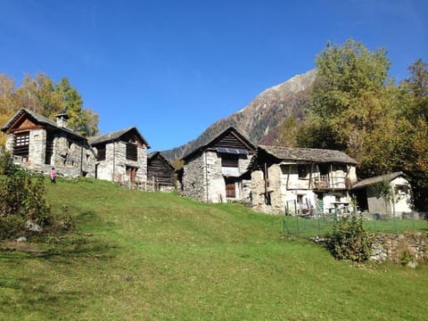 Property building, Day, Natural landscape, Mountain view