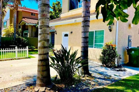 Newly Built 1BR House in Los Angeles Casa in Reseda