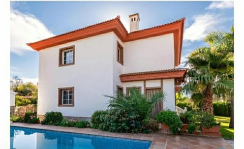 Property building, Garden view, Swimming pool