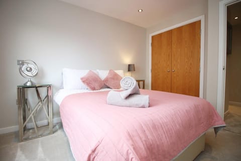 Perfect getaway in Cardiff Marina Apartment in Cardiff