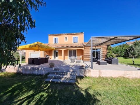 Property building, Patio, Garden, Garden view