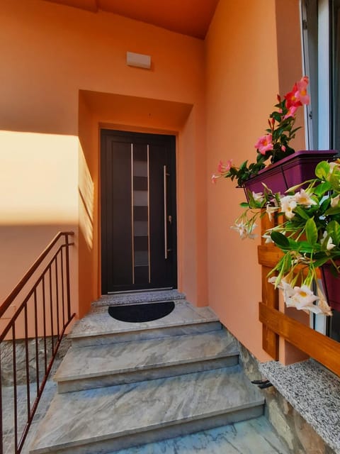 Villa rosa nel cuore di Porto Azzurro House in Porto Azzurro