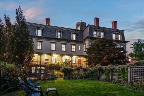 The Underwood-Hale House Bed and Breakfast in Providence