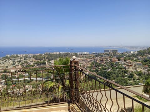 الجزائر العاصمة لوفنتان بوزرعة Apartment in Algiers [El Djazaïr]