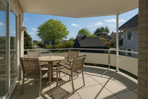 Day, View (from property/room), Balcony/Terrace, Dining area