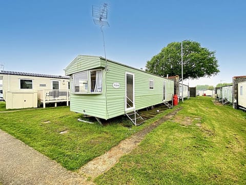 Property building, Garden view