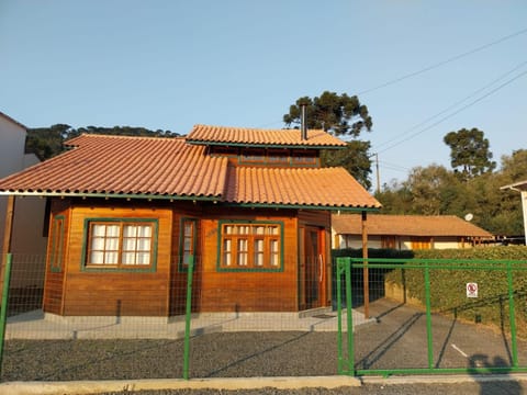 Super Cabana 3 Quartos no Centro com Hidro ao Lado da Igreja Matriz House in Urubici