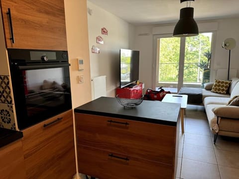 ღ Imola - Spacieux, Terrasse & Wifi Fibre Apartment in La Rochelle