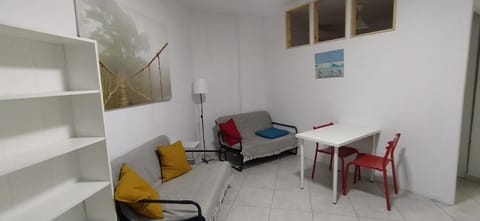 Irek's Vlora Plazhi i Vjeter Apartments Apartment in Vlorë