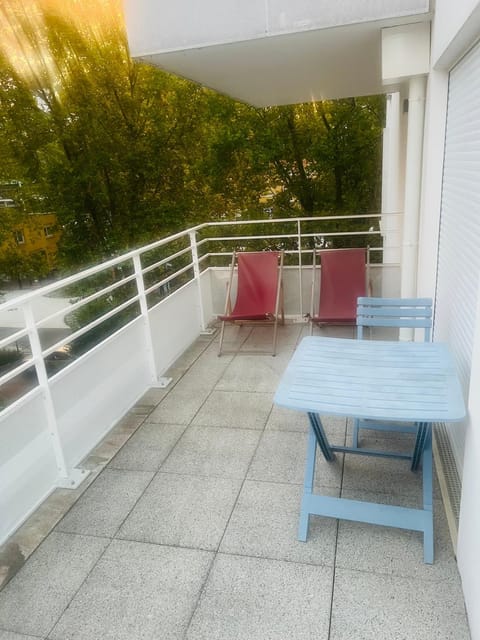 Pantin home Vacation rental in Pantin