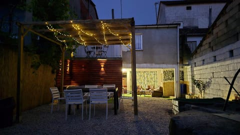 BBQ facilities, Balcony/Terrace