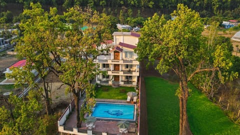 Property building, Natural landscape, Bird's eye view, Garden view, Pool view, Swimming pool