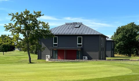 Property building, Golfcourse