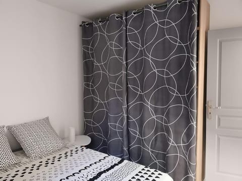 Bel appartement refait à neuf en centre ville Apartamento in Barjols