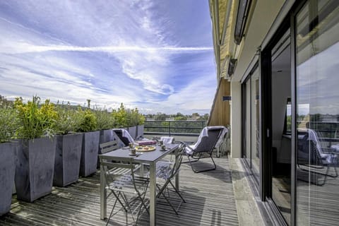 Le Roof Top-Apt T4-Proche Mer et Centre Ville Apartment in Deauville