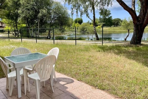 Patio, Lake view