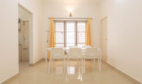 Cozy Nook 3BHK Virugambakkam Apartment in Chennai