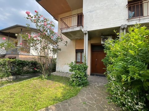 Property building, Garden, Garden view