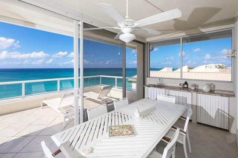 Day, View (from property/room), Balcony/Terrace, Seating area, Beach, Sea view