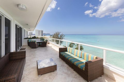 Patio, Day, View (from property/room), Balcony/Terrace, Beach, Sea view