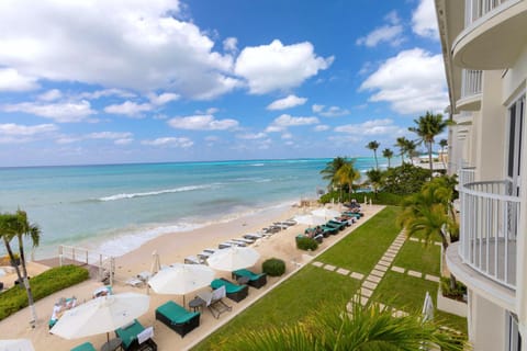 Property building, Day, Natural landscape, View (from property/room), Balcony/Terrace, Beach, Sea view, sunbed