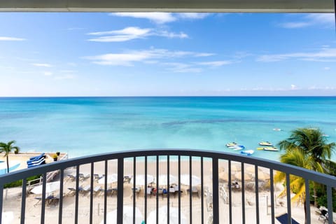 Day, View (from property/room), Balcony/Terrace, Beach, Sea view