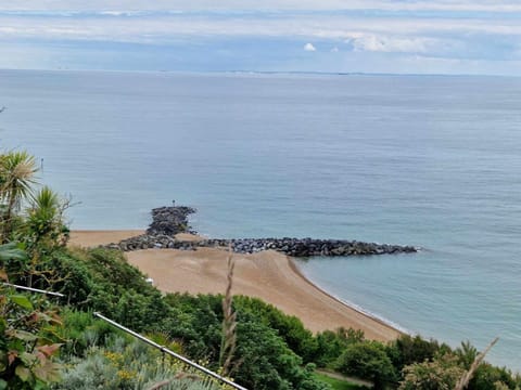 Nearby landmark, Natural landscape, Beach