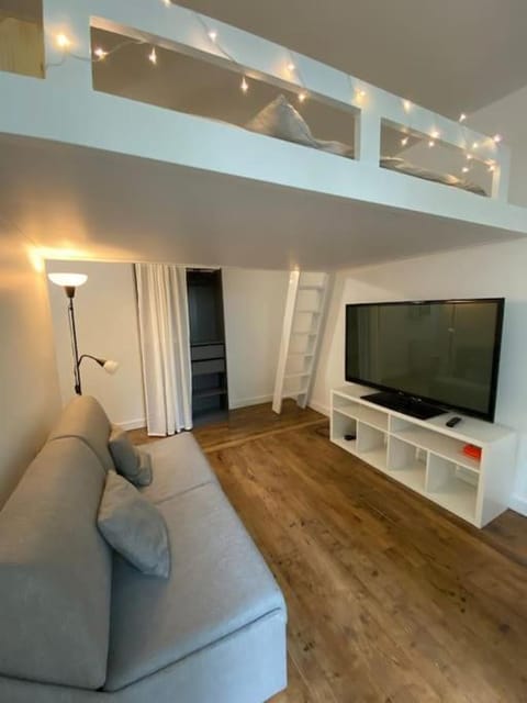 TV and multimedia, Living room, internet