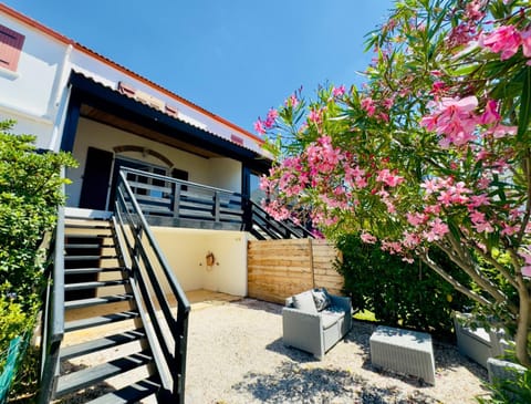 Garden, Balcony/Terrace, Garden view, Meals