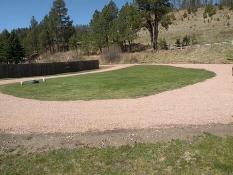 Tenderfoot Creek Cabin House in West Pennington