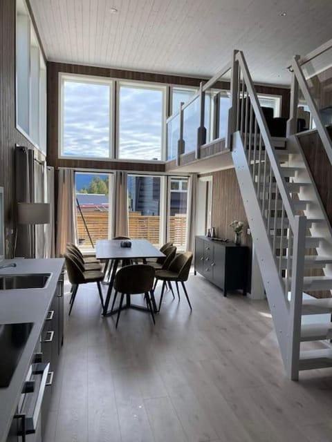 Trivelig og nylig oppført hytte med innendørs peis House in Viken, Norway