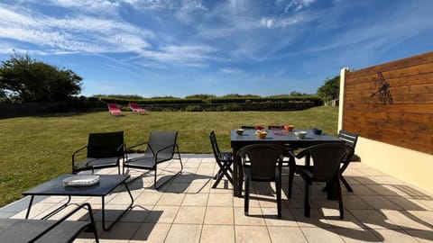 Patio, Garden view