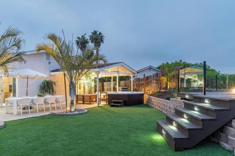 Patio, Garden, Seating area, Garden view