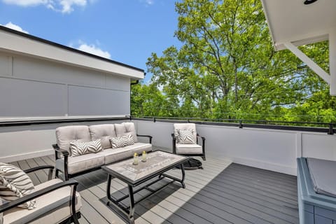 Nashville - 426 E Iris Dr Unit 101, 102, 103 & 104 - COMBO House in Berry Hill