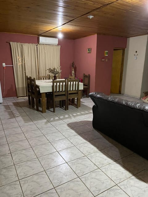 Complejo Los Robles Apartment in San Rafael