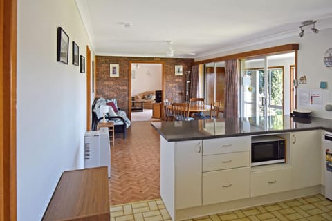 4 Callow House in Bermagui