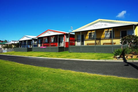 Property building, Street view