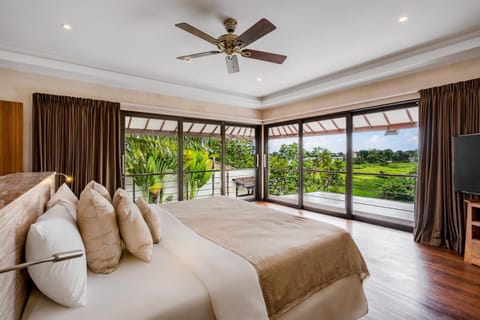 Villa Mezu Mare by BaliSuperHost Villa in North Kuta