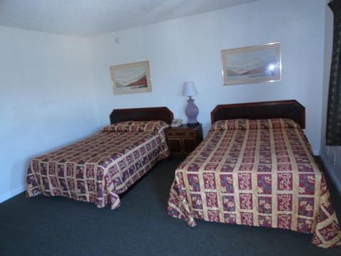 Travel Inn Motel in North Hills