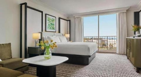 Fashion Island Hotel Hotel in Corona Del Mar