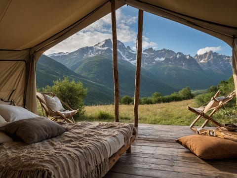 Nuit insolite en plein cœur de la nature Luxury tent in Le Monêtier-les-Bains