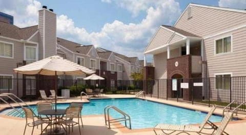 Residence Inn Atlanta Airport North/Virginia Avenue Hotel in Hapeville