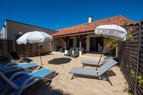 Maison mitoyenne au pied de la dune House in Saint-Julien-en-Born