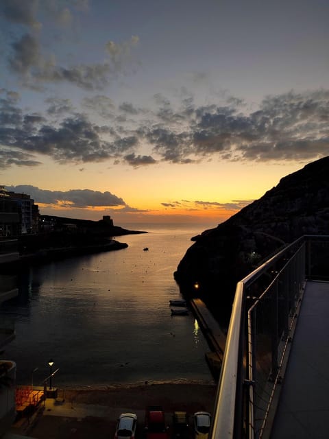 Nearby landmark, Landmark view, Sea view, Sunset